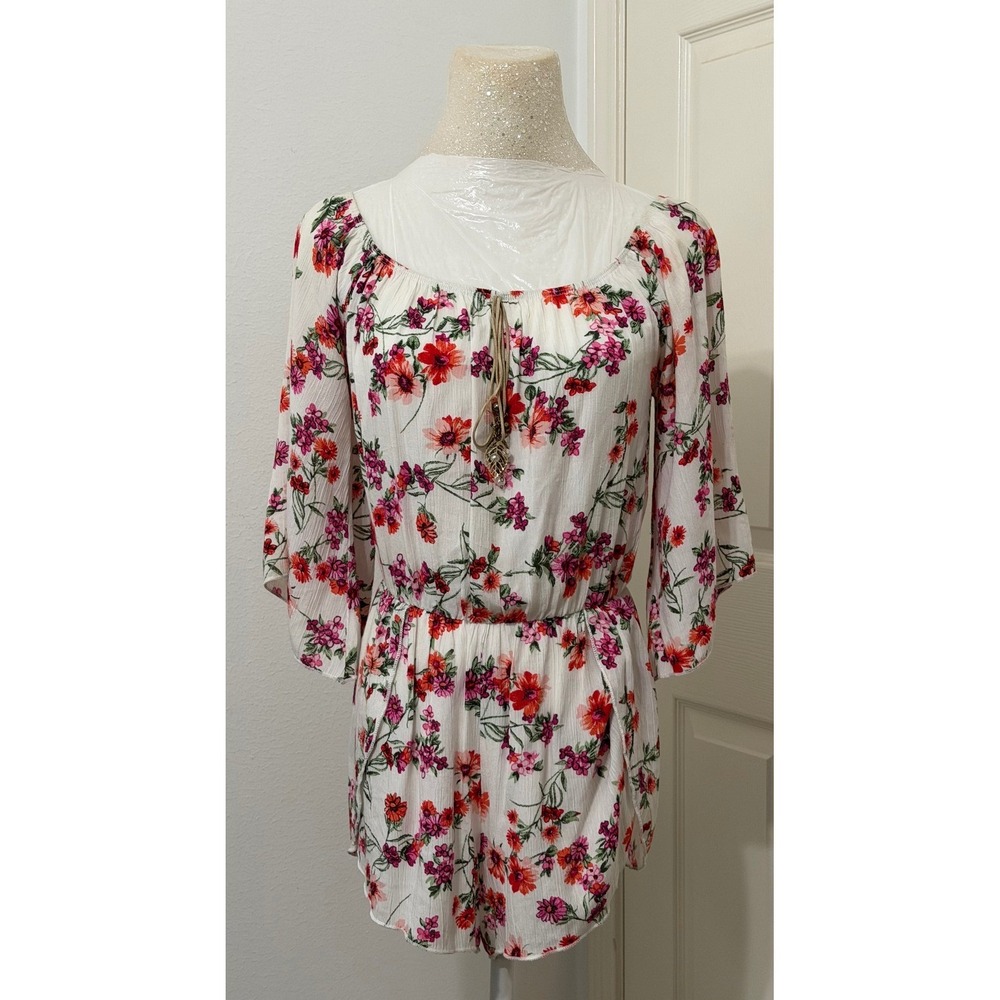 Style Rack Women's sz S Floral Romper Small‎ Off Shoulder Boho Summer Boutique